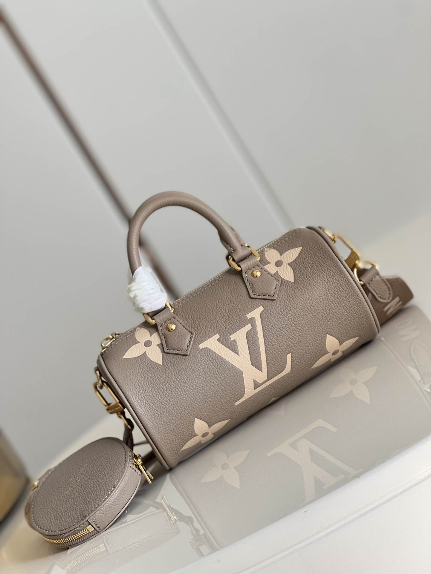 l0vis Vvtt0n papillon bb monogram empreinte leather m46987 20 cm