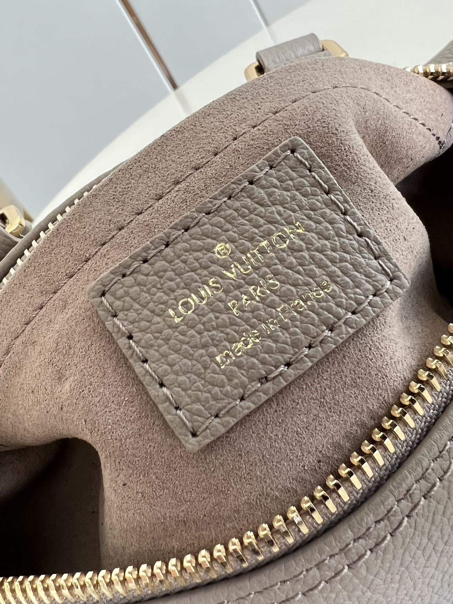 l0vis Vvtt0n papillon bb monogram empreinte leather m46987 20 cm
