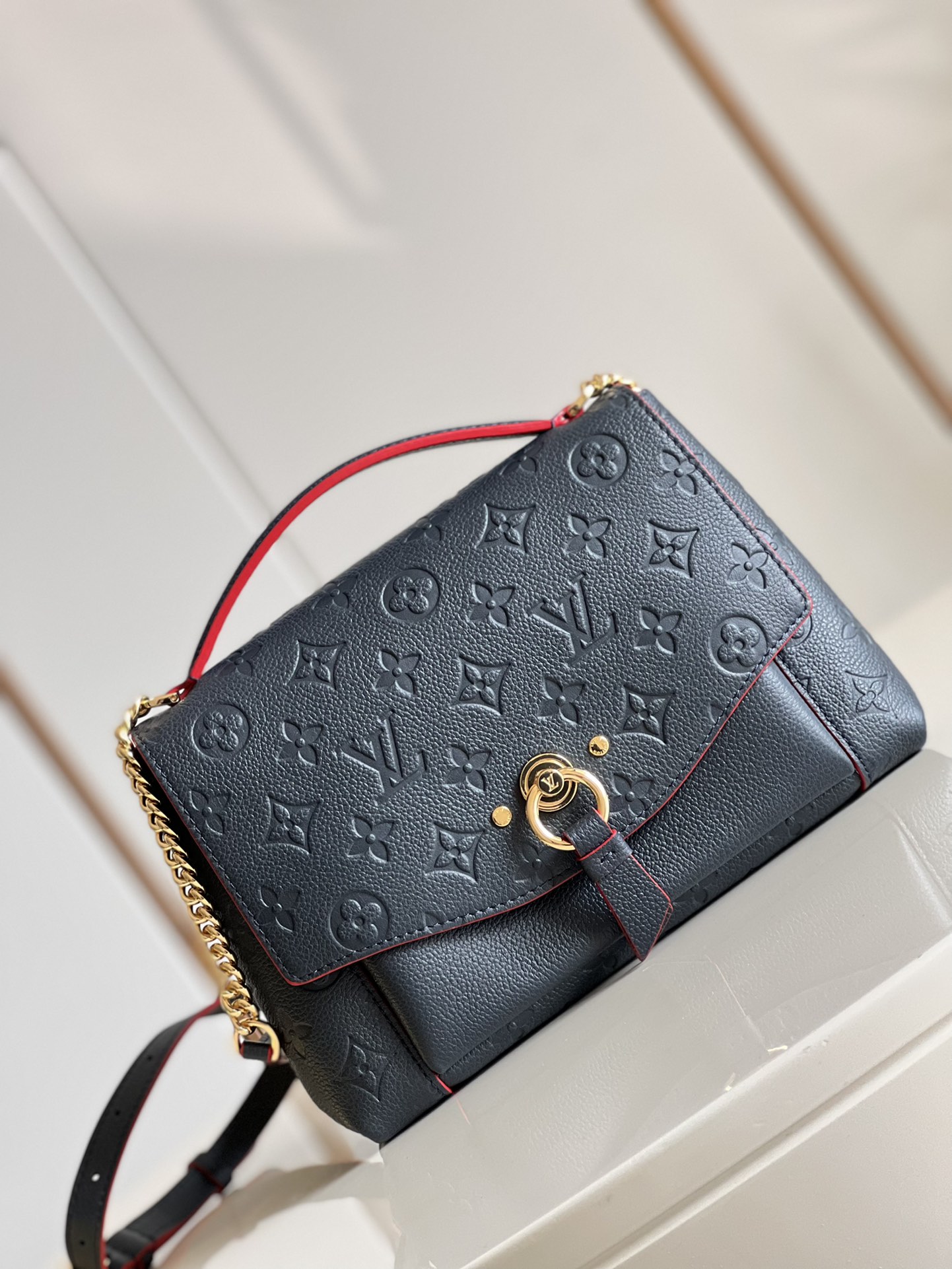 l0vis Vvtt0n blanche bb monogram empreinte bag 22cm