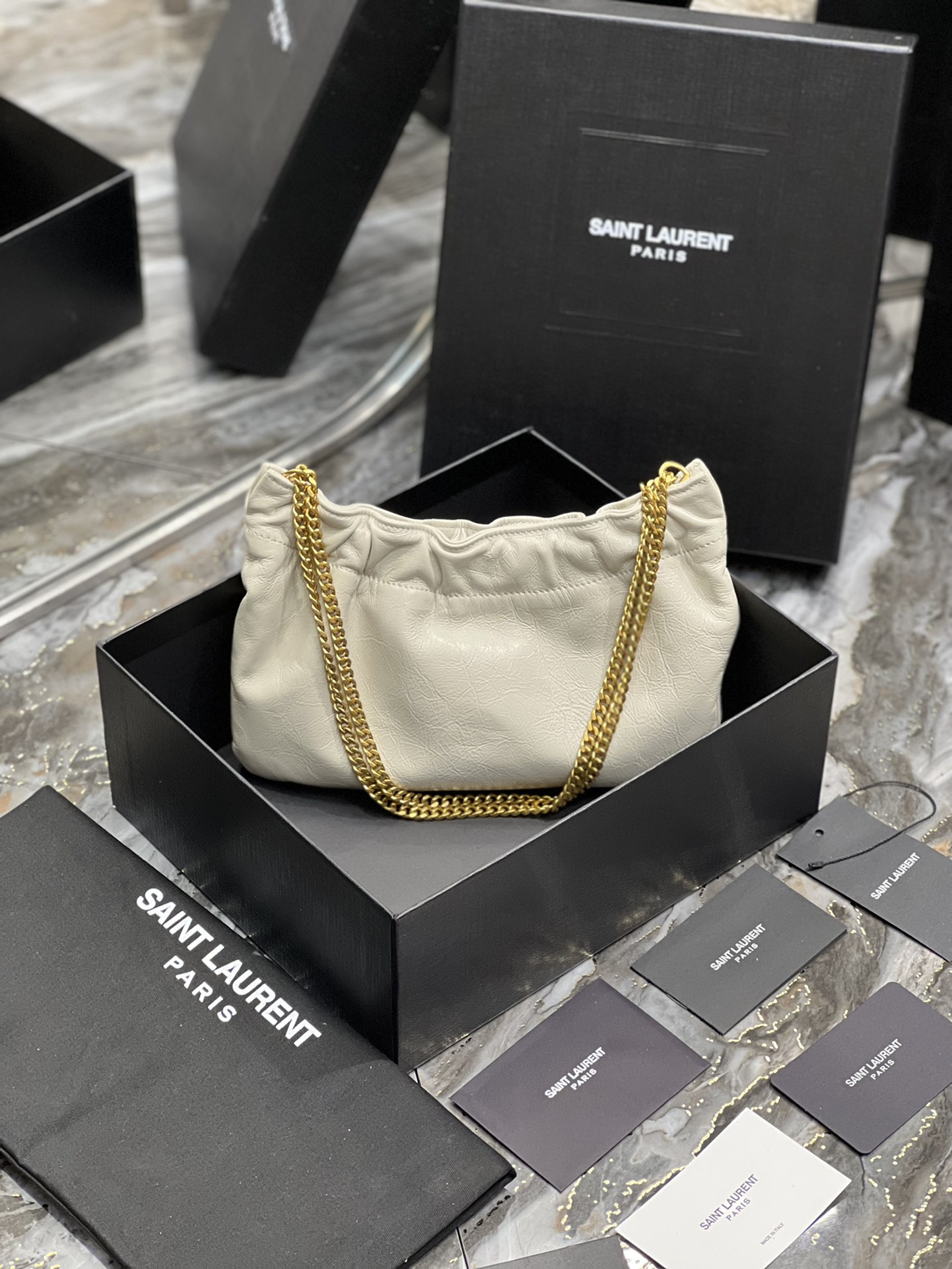 Y51 mini leather shoulder white bag 681632 24cm