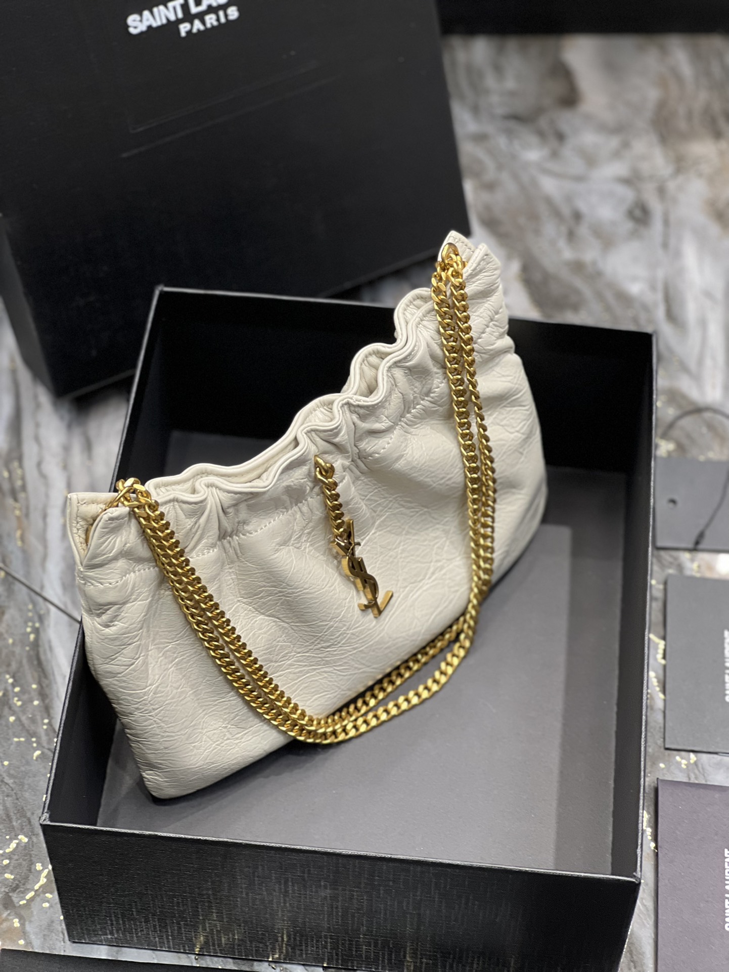 Y51 mini leather shoulder white bag 681632 24cm
