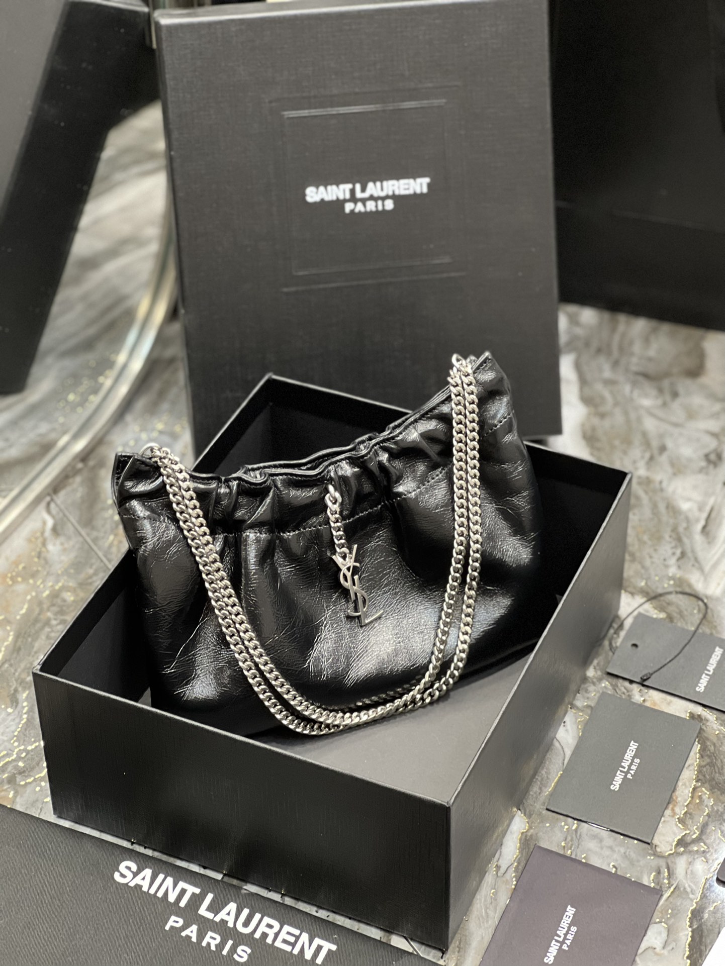 Y51 mini leather shoulder black bag 681632 24cm