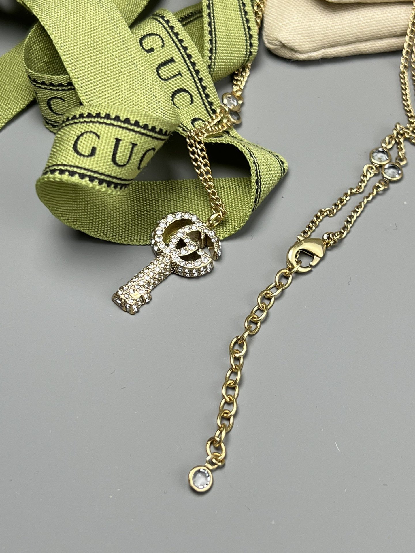 Gvc*1 epilogue necklace 01