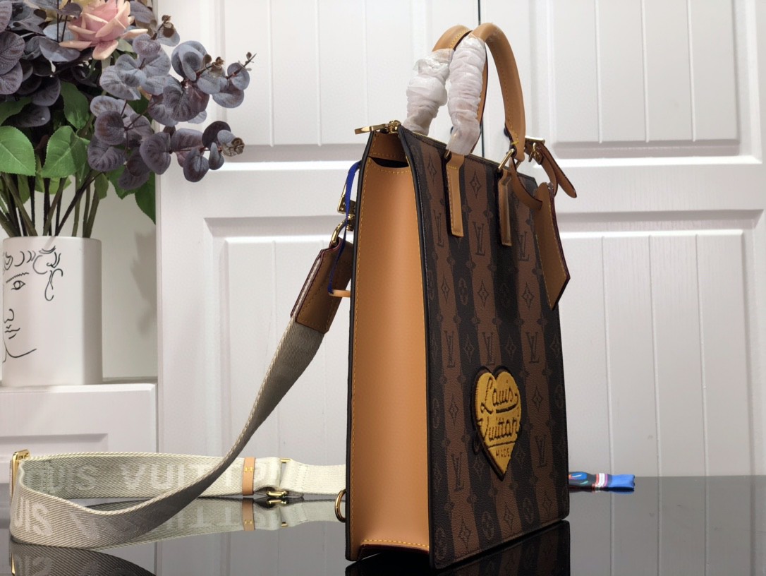 LV SAC PLAT MESSENGER M45969 26cm