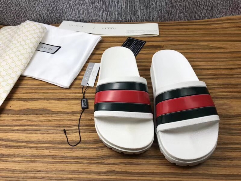 Gvc*1 white rubber shoes