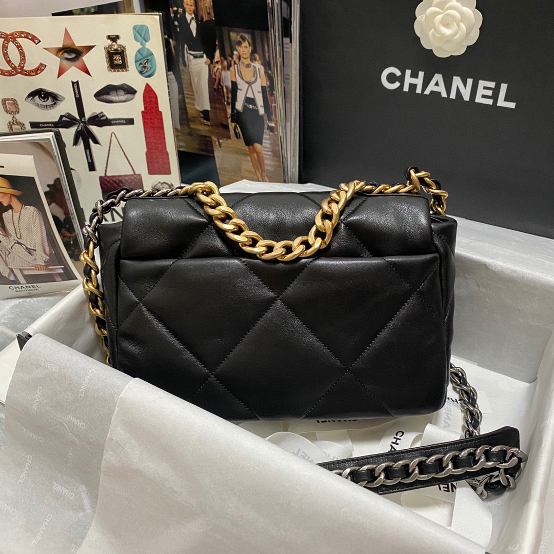 Ch**el 19 calfskin in black-26×16×9cm