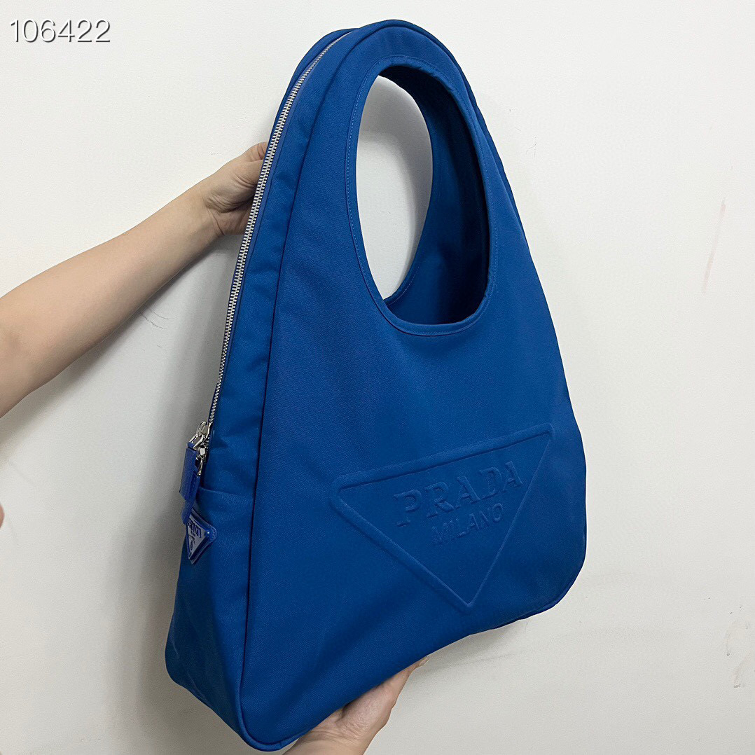 Pra*a triangle large triangle armpit bag 65cm 03