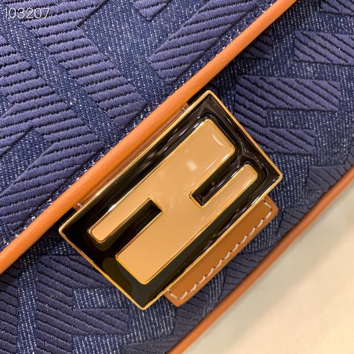 F**di  baguette logo bag mm 83329b89 26cm
