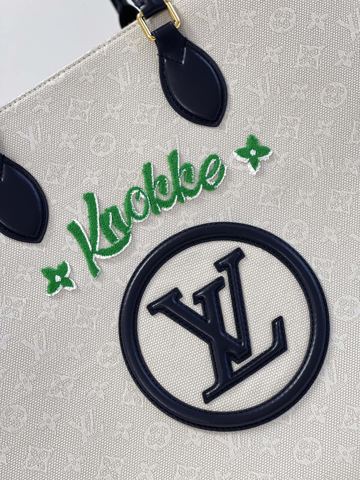 LV On the go blue