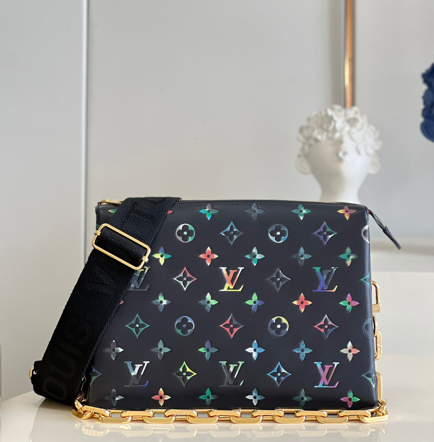 LV Coussin PM M57790 black 26cm