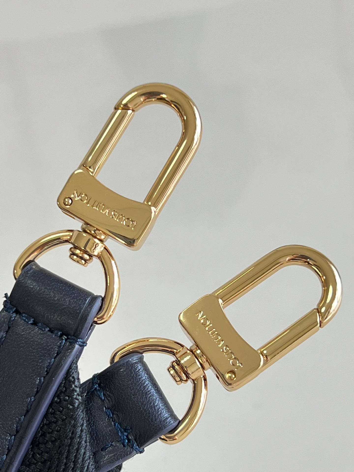 LV Coussin PM M57790 black 26cm