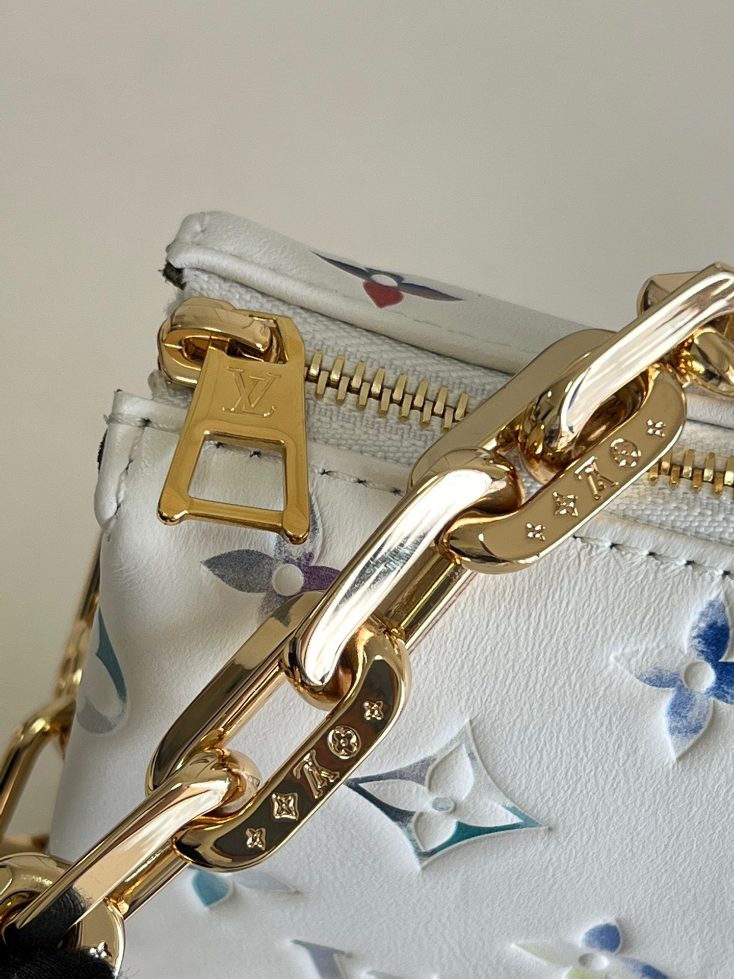 LV Coussin PM M57790 white 26cm