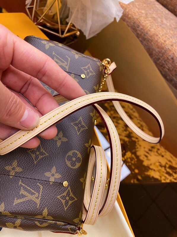 LV FAVORITE PM SHOULDER BAG M40717 - 22 x 11 x 3CM