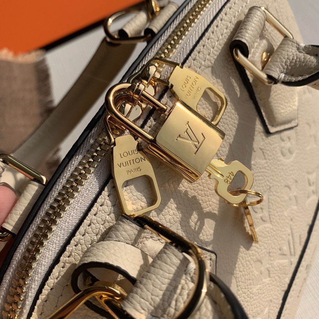 LV Neo Alma bag M44829 Creamy White - 25x18x12cm