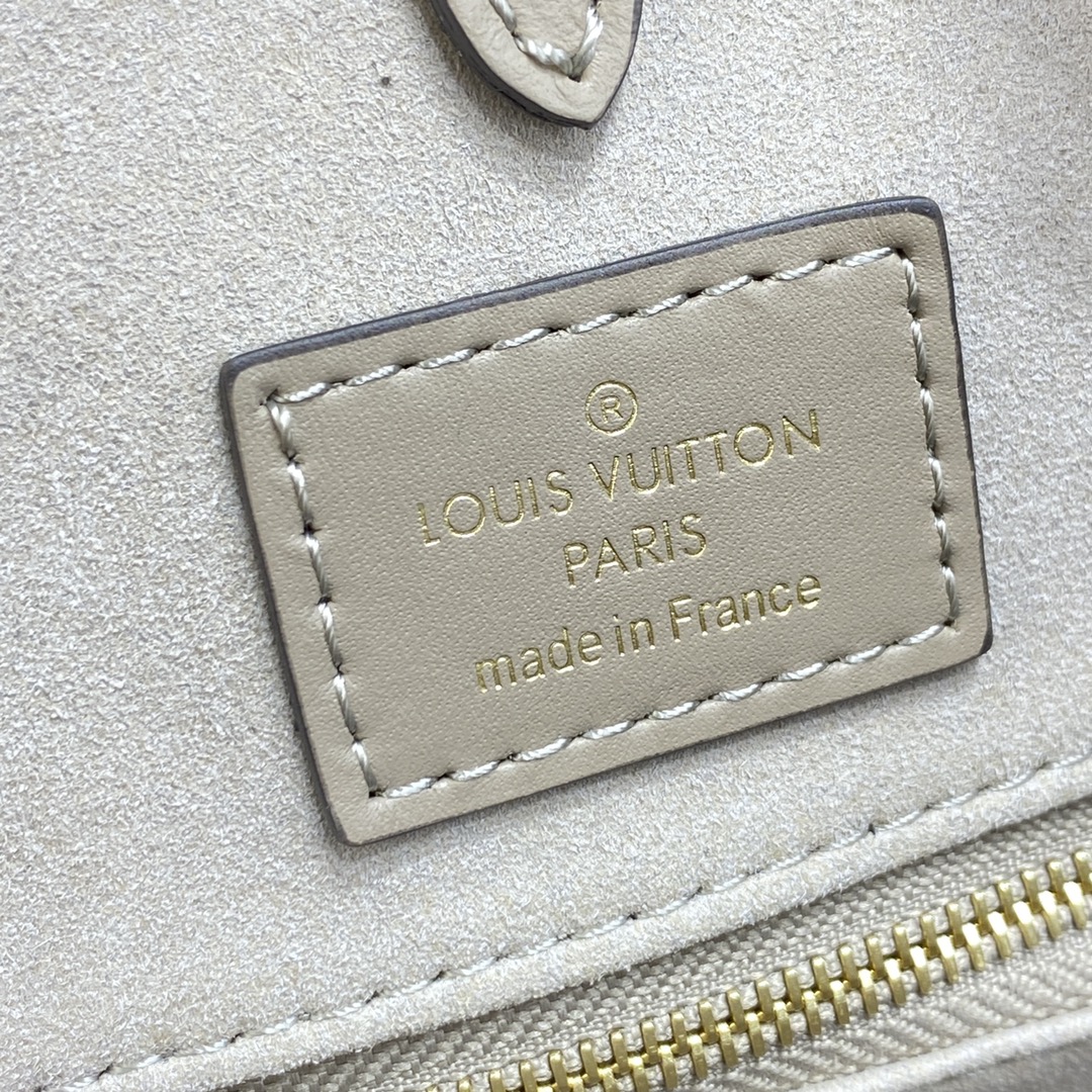 LV OnTheGo MM M45494 Beige/Cream - 35 x 27 x 14 cm