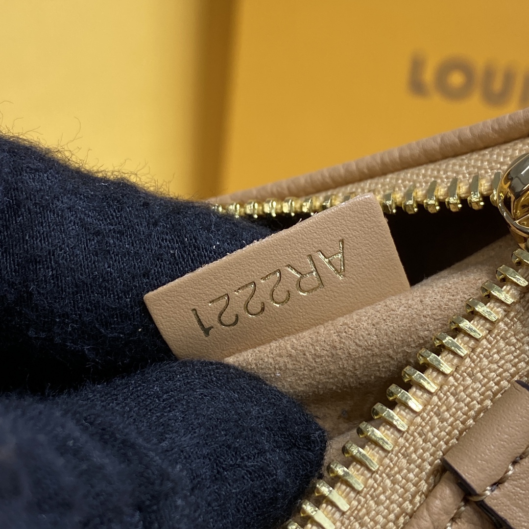 LV Easy Pouch On Strap M80349 Beige embossing 19 x 11.5 x 3 cm