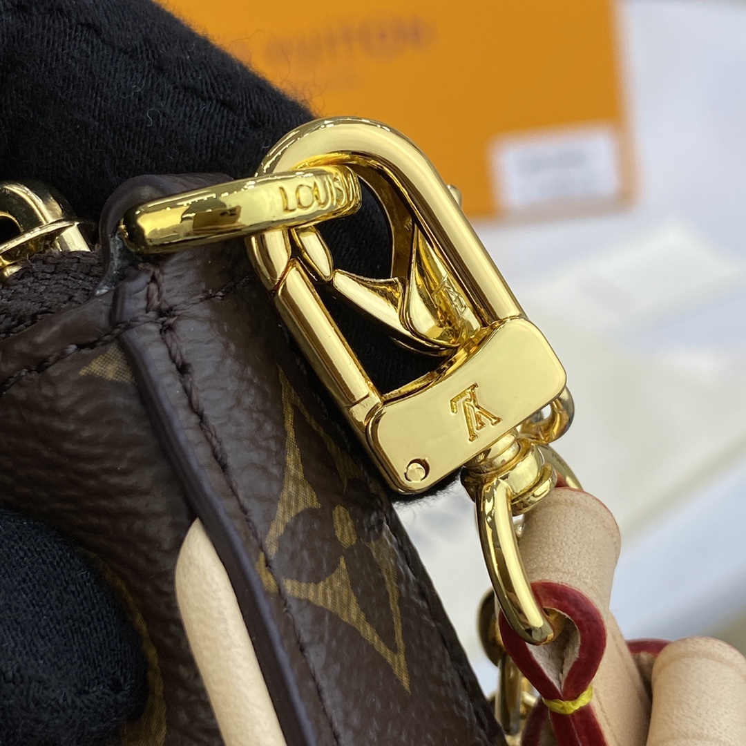 LV Easy Pouch On Strap M80349 - 19 x 11.5 x 3 cm