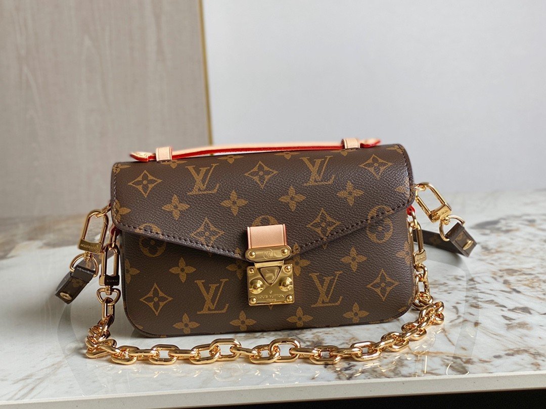 LV Pochette Métis East West M46279 - 21.5 x 13.5 x 6 cm
