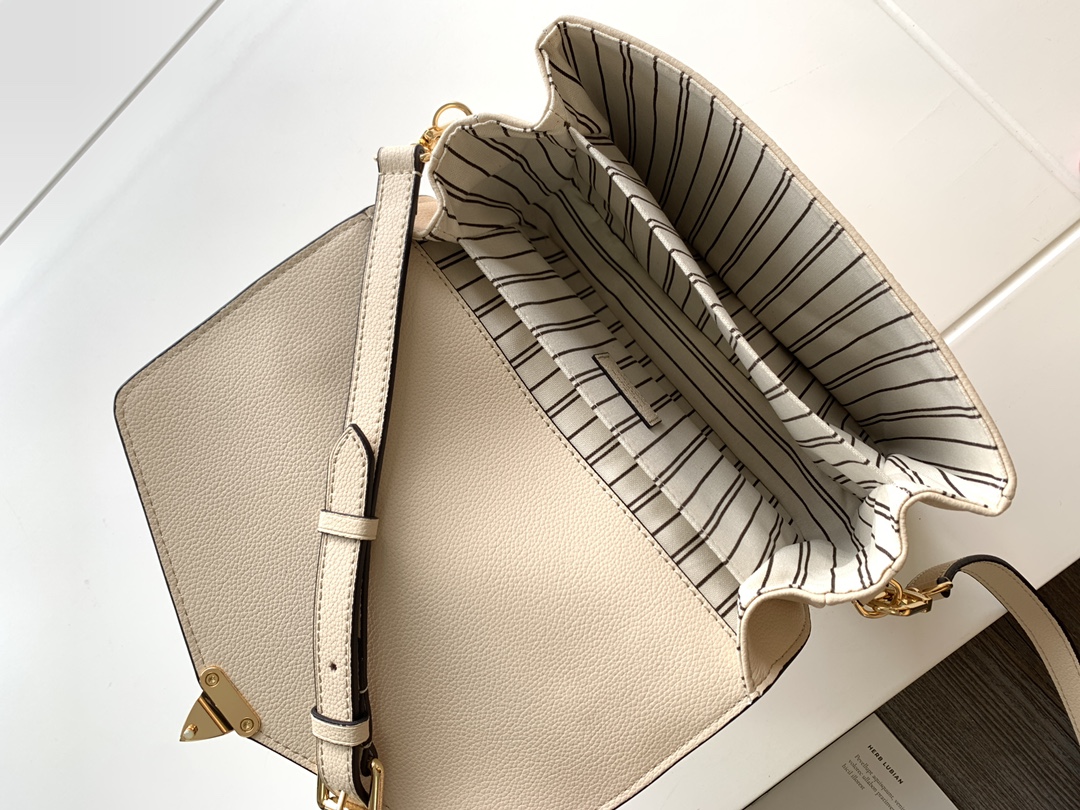 lV Pochette Métis Monogram Empreinte Leather Crème Beige M41487 - 25x19x7cm