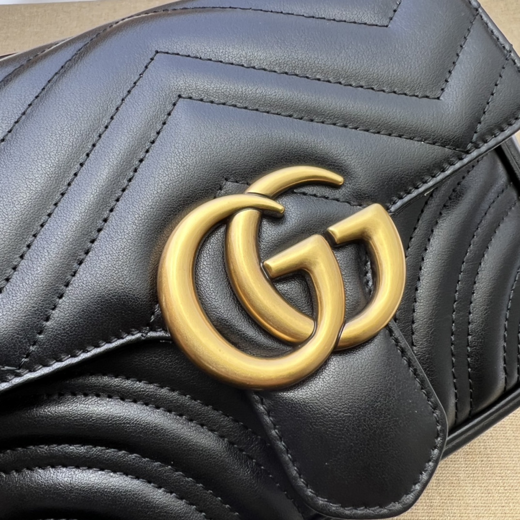 GG Marmont mini shoulder bag Black 739682 - 18x15x8cm
