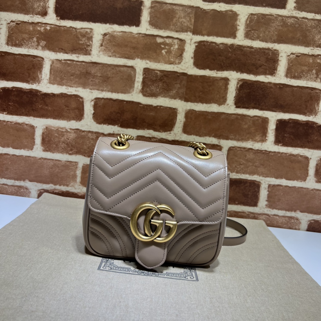 GG Marmont mini shoulder bag Beige 739682 - 18x15x8cm