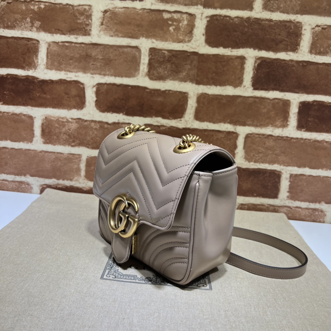 GG Marmont mini shoulder bag Beige 739682 - 18x15x8cm