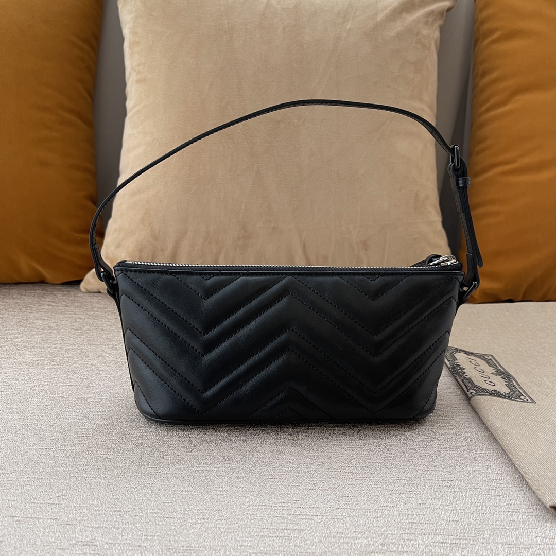 GG Marmont shoulder bag Black 739166 – 23 x 12 x 10cm