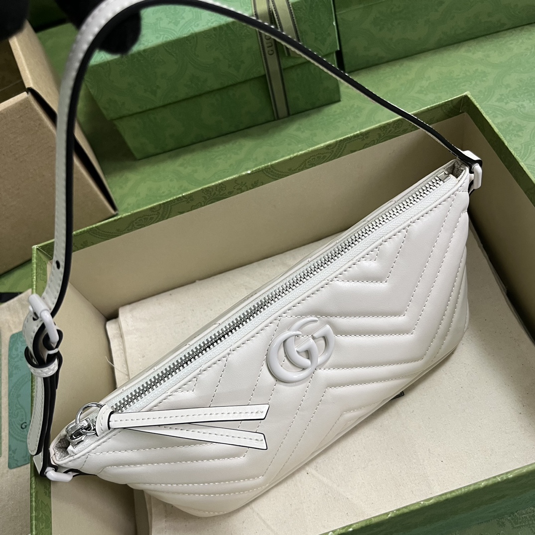 GG Marmont shoulder bag White 739166 – 23cm x 12cm x 10cm
