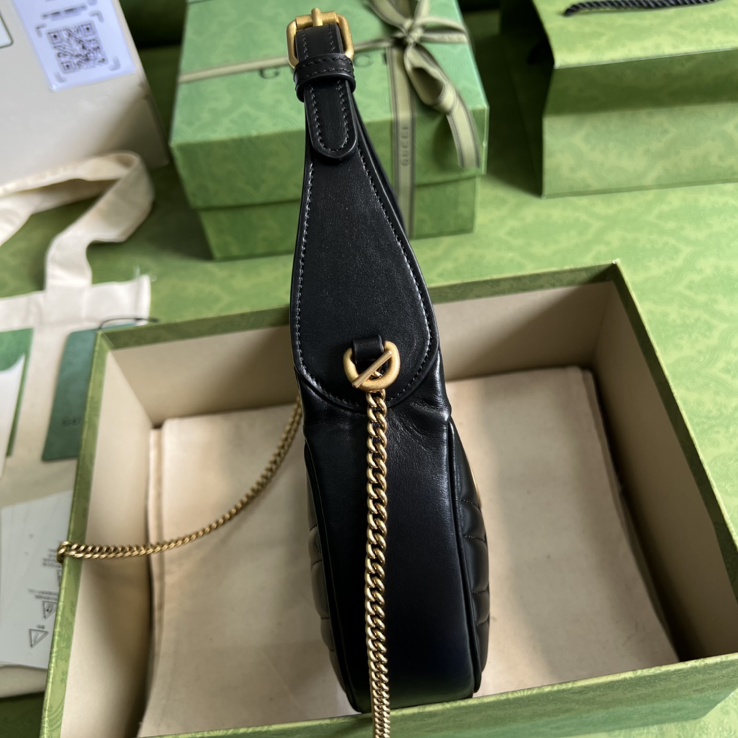 GG Marmont half-moon-shaped mini bag Black 699514 – 21.5 x 11 x 5cm