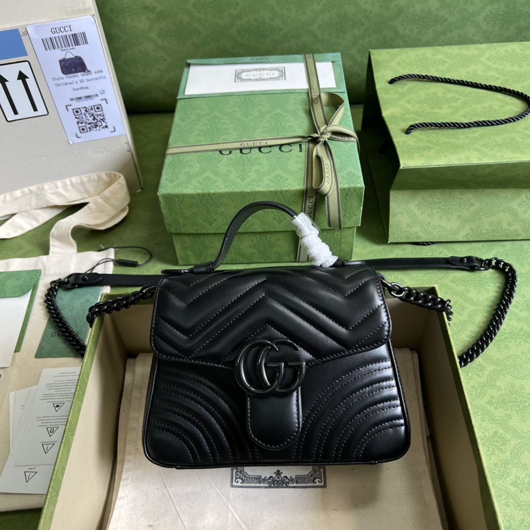 GG Marmont Matelassé mini top handle bag Black brass hardware  547260 - 21x 15.5 x 8cm