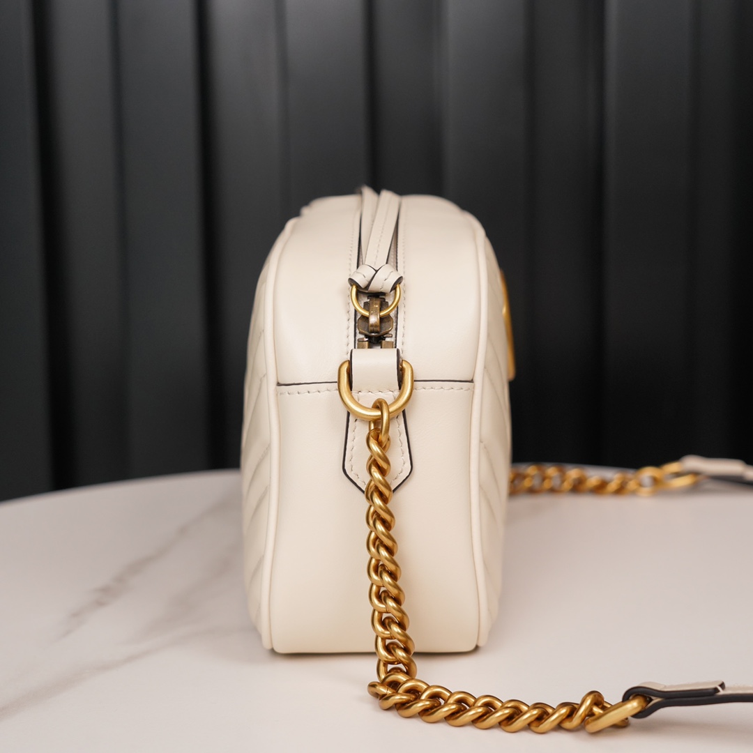 GG Marmont small matelassé shoulder bag (The camera bag) White 447632  - 24x13x7cm
