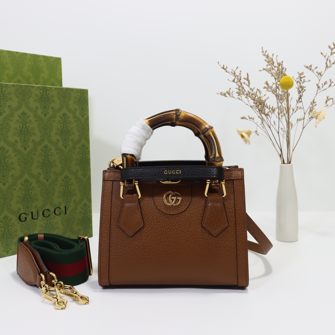 Gvc*1 diana mini tote bag‎ brown 702732  - 20 x 16 x 10cm