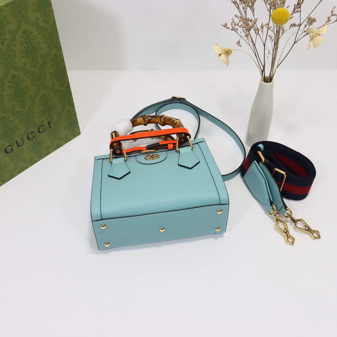 Gvc*1 diana mini tote bag light blue 702732 - 20 x 16 x 10cm