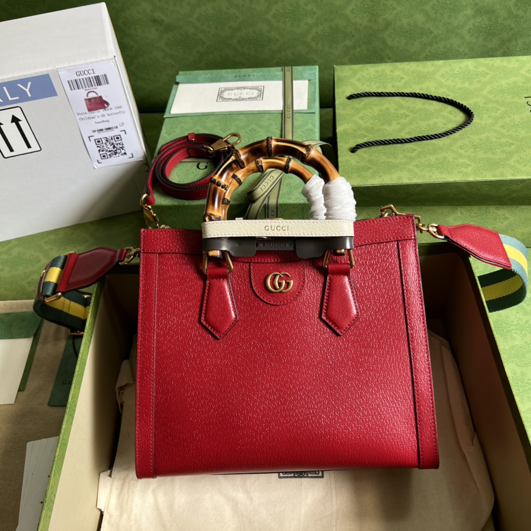 Gvc*1 diana small tote bag red‎ 702721  - 27 x 24 x 11cm