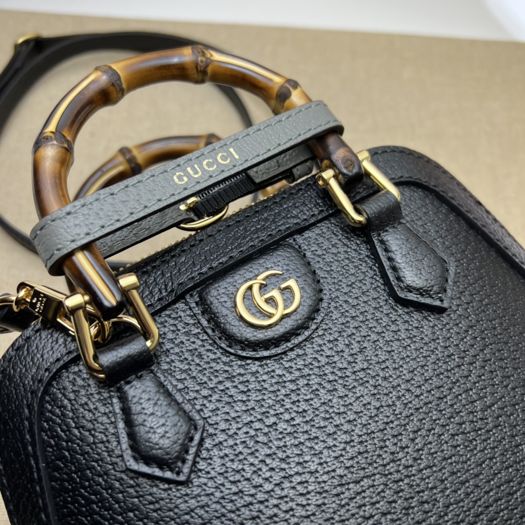 Gvc*1 diana mini tote bag  black 715775  - 20 x 16x 8.5cm