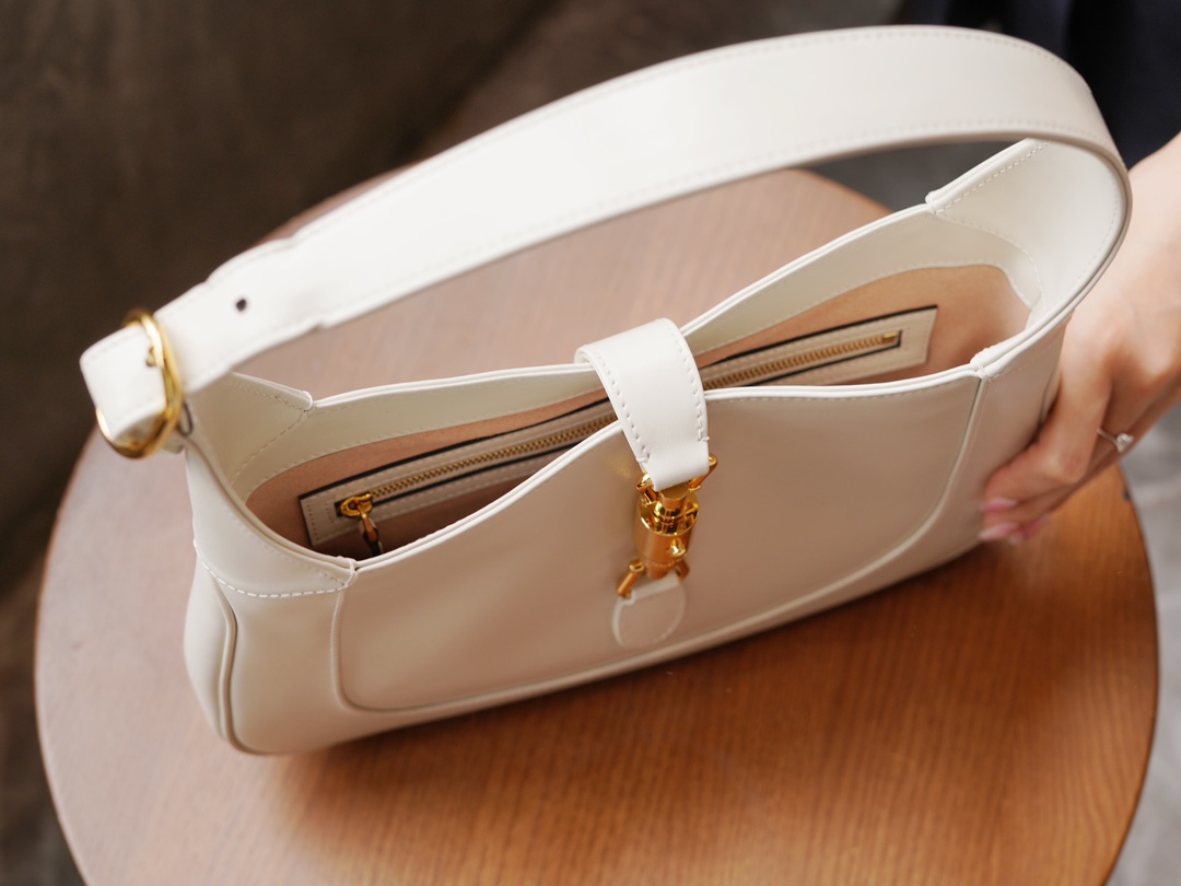 Gvc*1 jackie 1961 small shoulder bag white 636709- 27.5 x 19 x 4cm