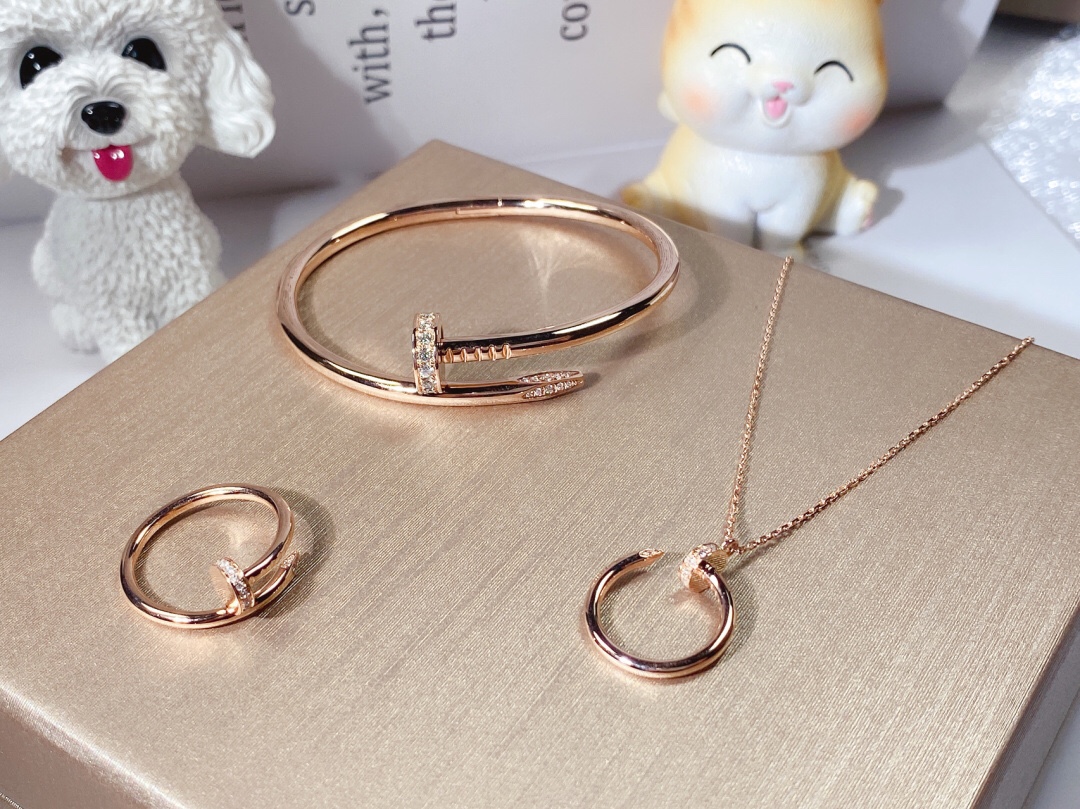 Ca*t1er necklace bracelet ring 3 set