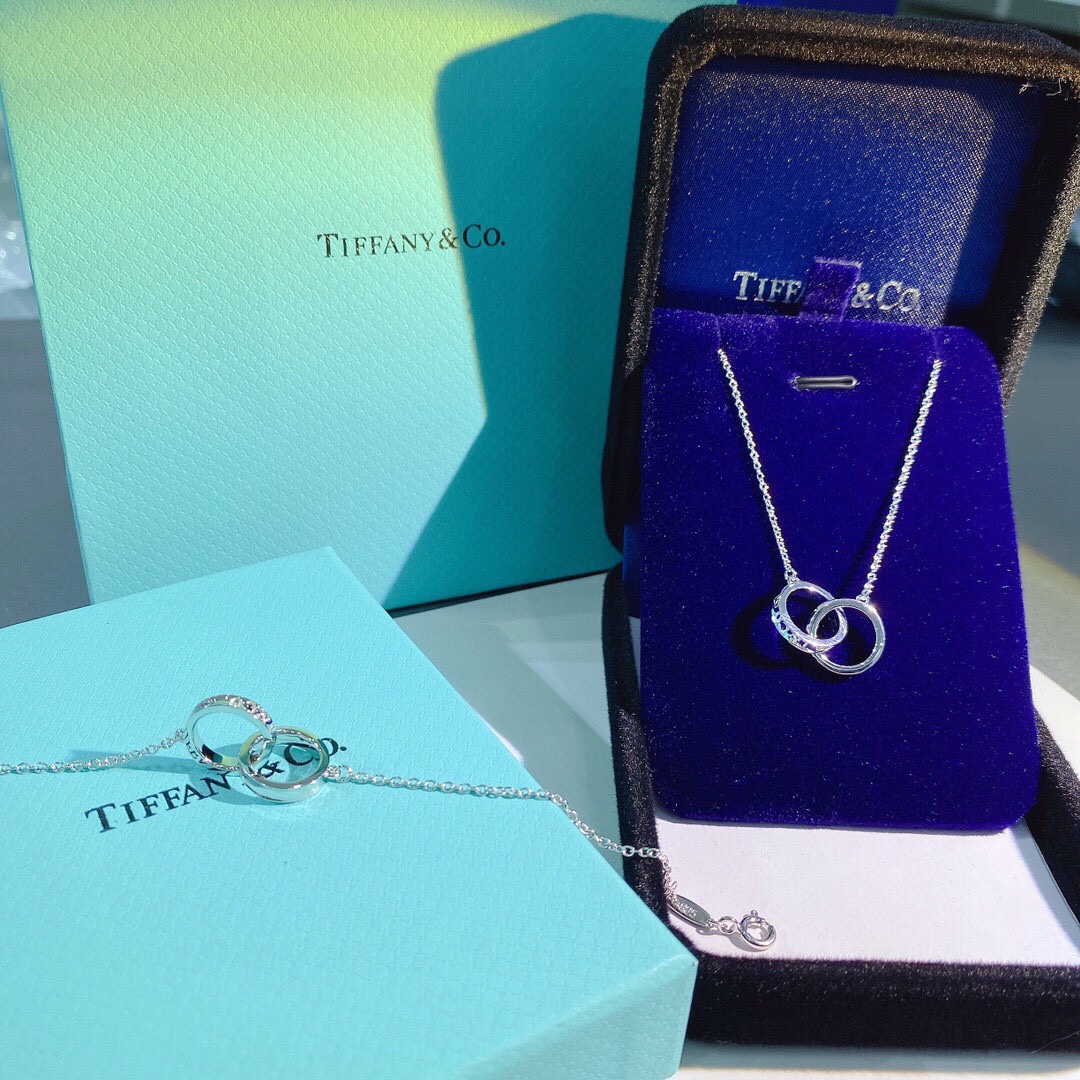 T*f*ny and co1837 necklace01