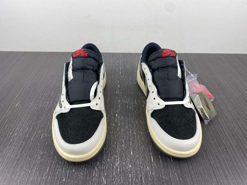 Travis Scott x Air Jordan 1 Low OG Olive DZ4137-106