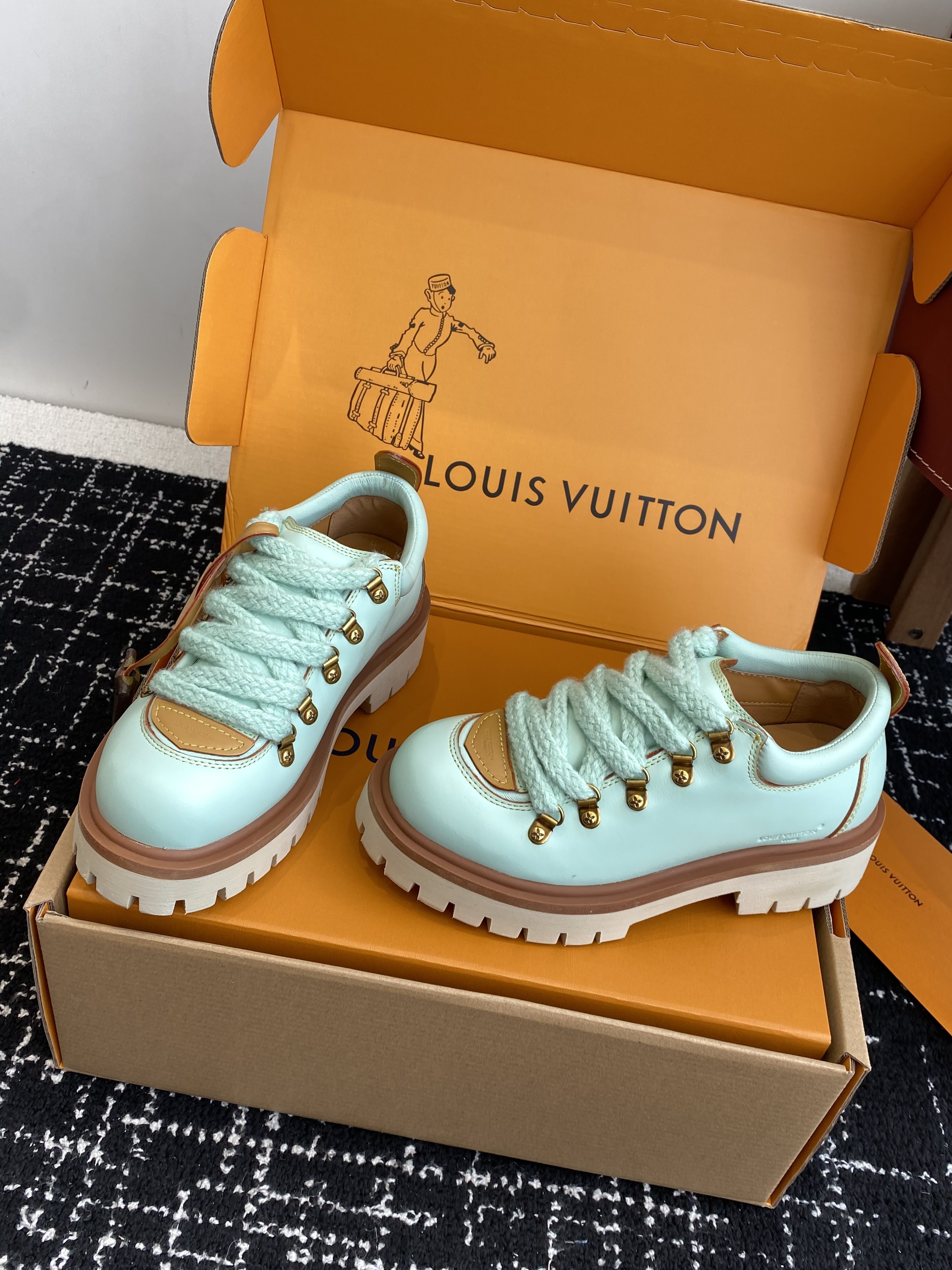 LV Remix derby 01