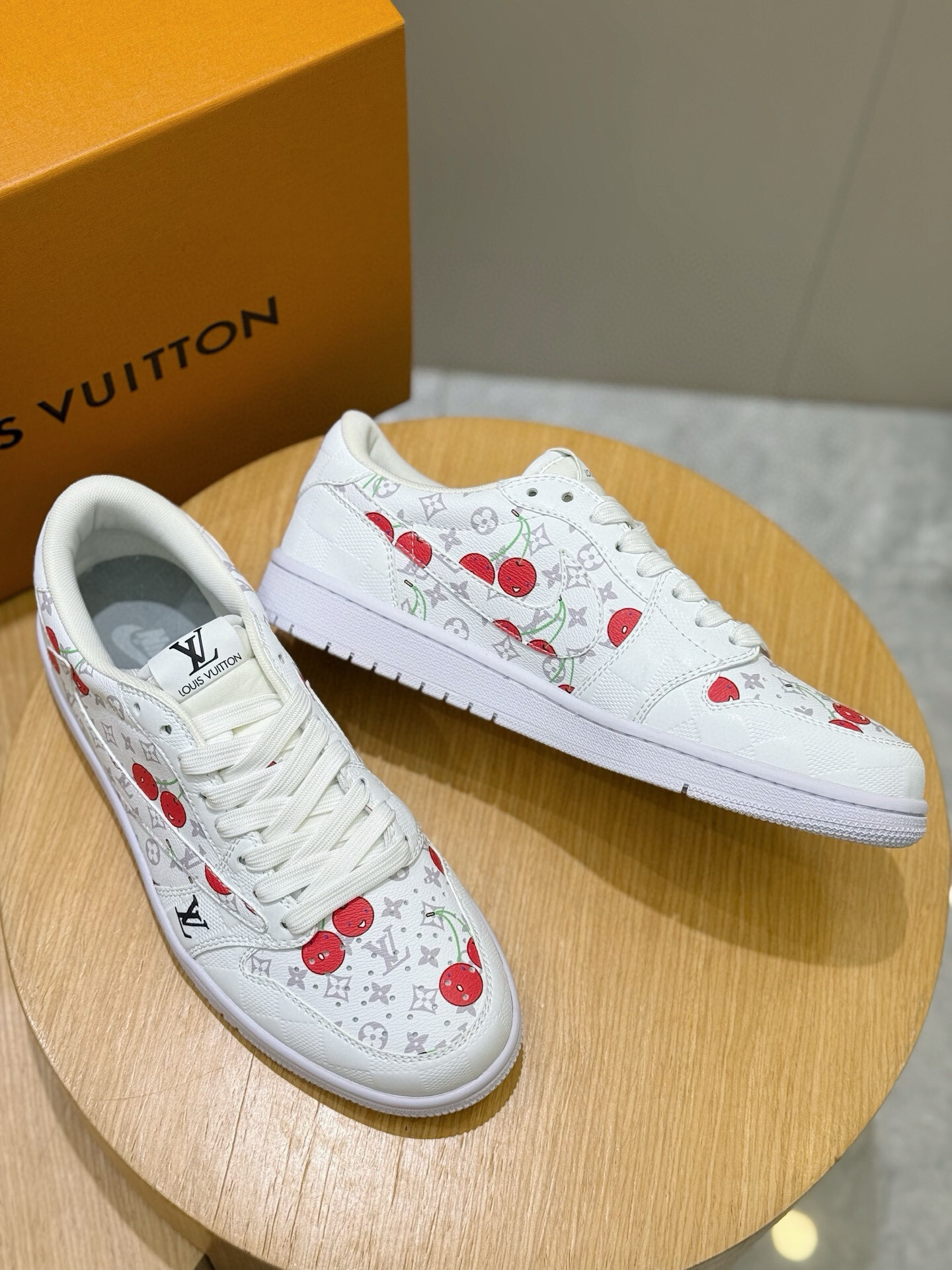 Lv Nike Collaboration Sneakers 01