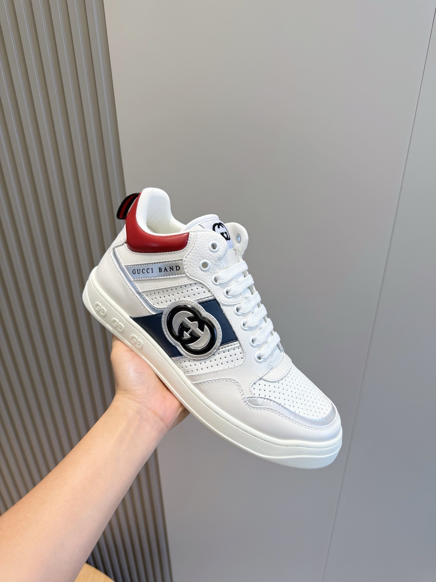 Gvc*1 sneaker 04
