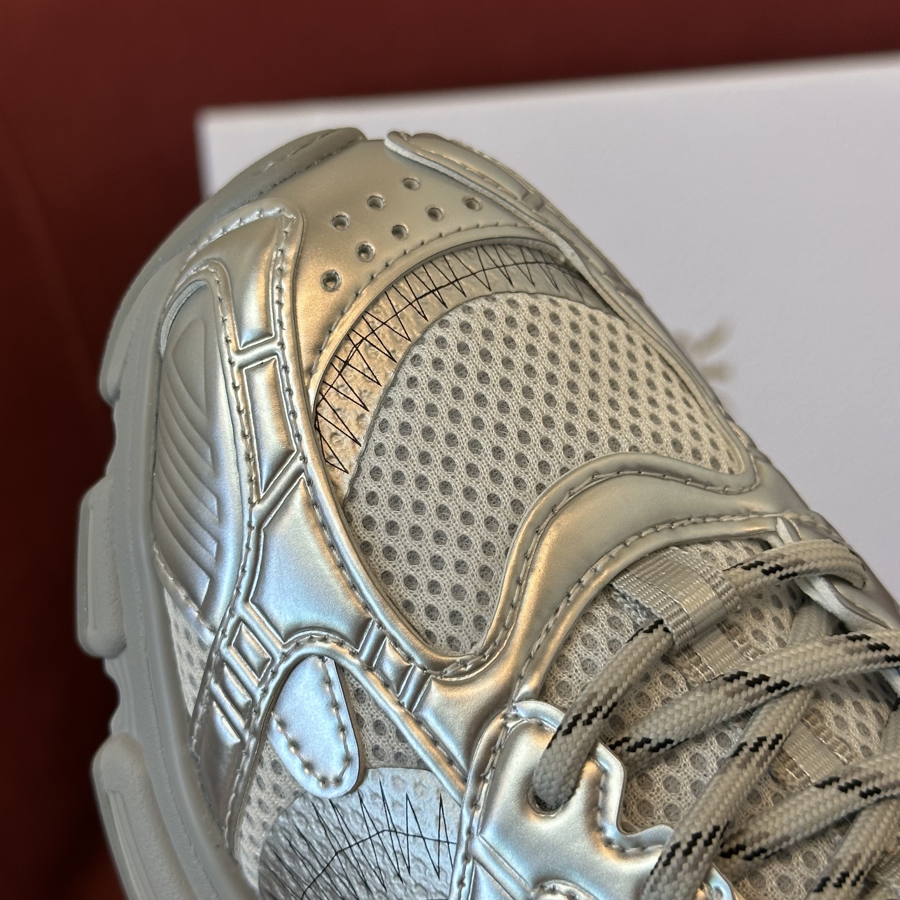 D10r low-top plush sneakers 03